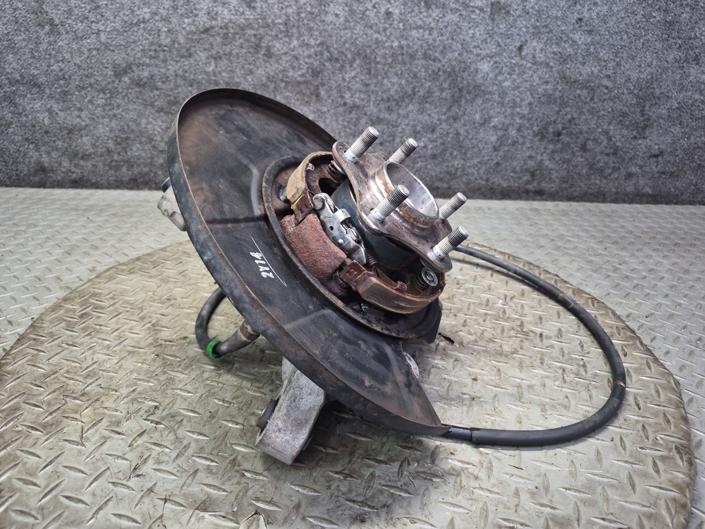 10-20 Nissan Z34 370Z Rear Right Spindle Knuckle Wheel Hub Bearing 72K Miles OEM