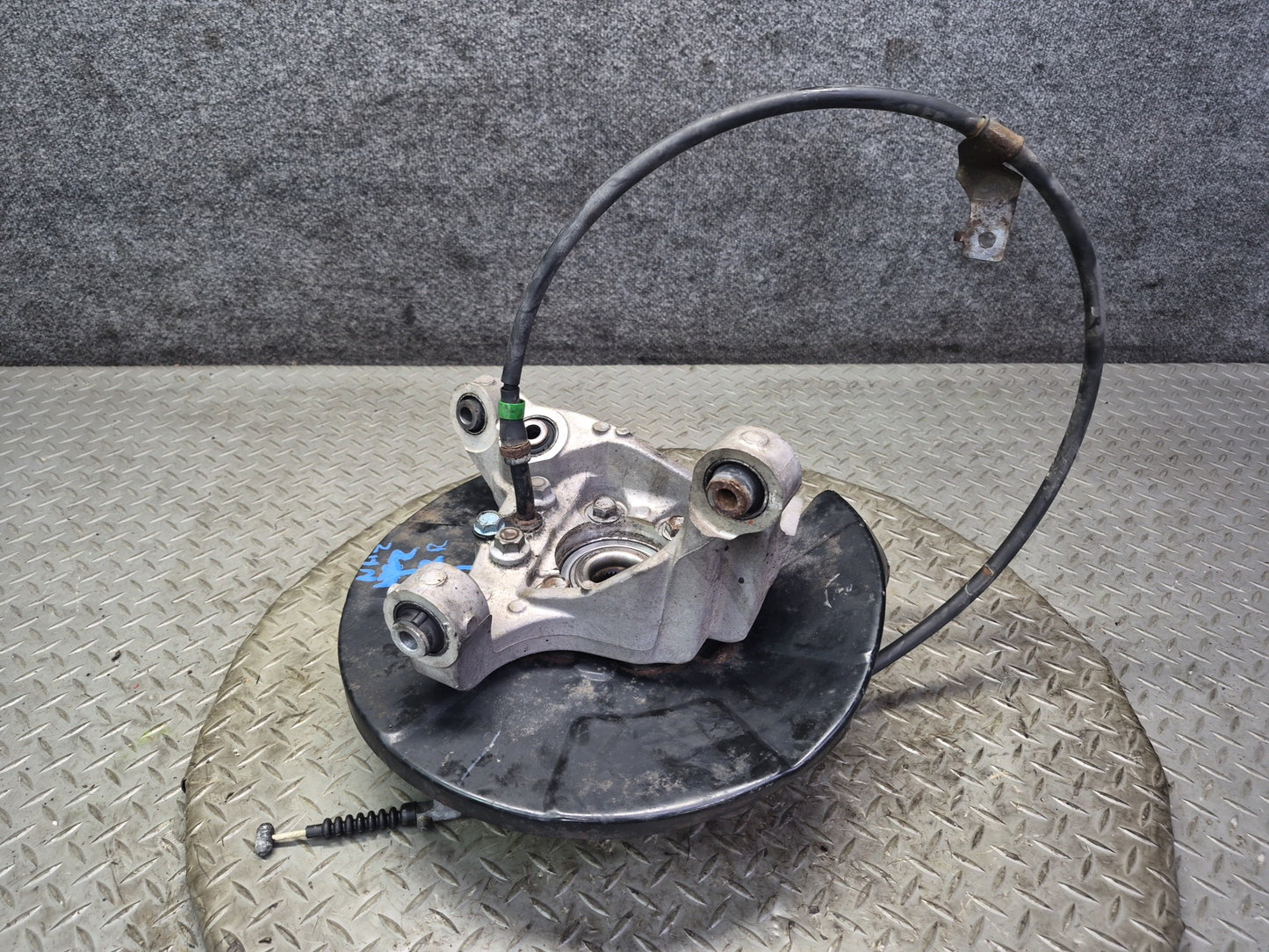 10-20 Nissan Z34 370Z Rear Right Spindle Knuckle Wheel Hub Bearing 72K Miles OEM
