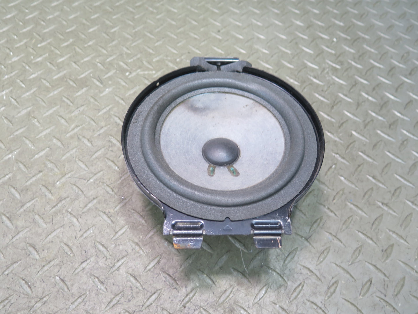2003-2007 Hummer H2 Front Left & Right Door Bose Speaker Set of 2