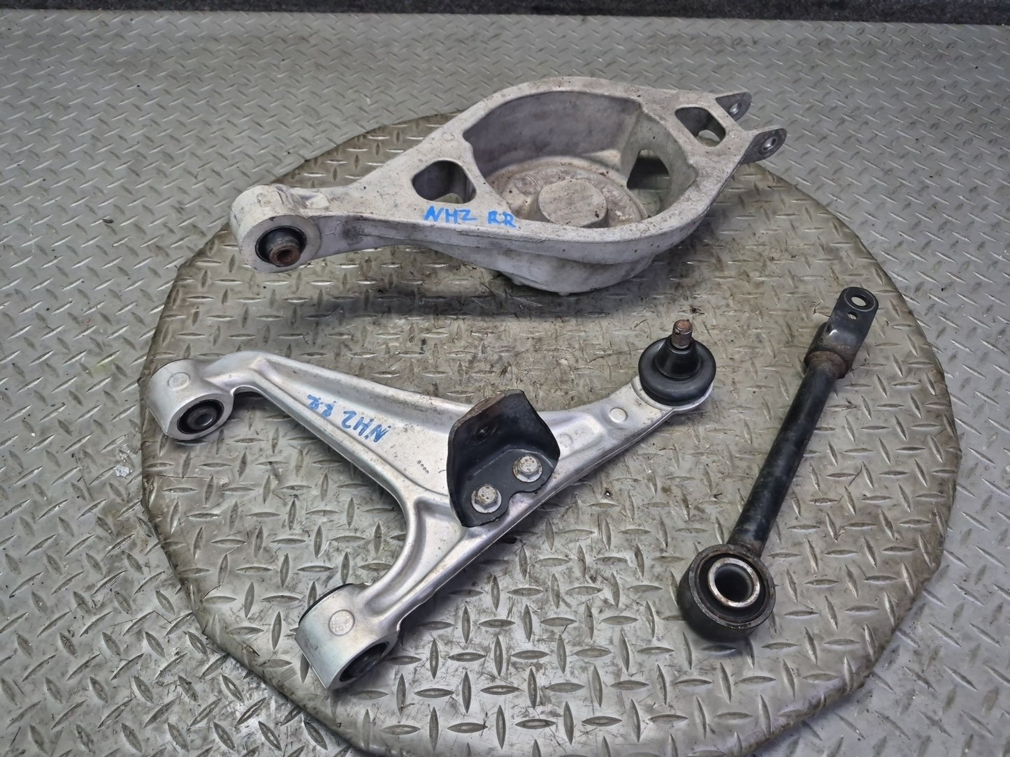 09-20 Nissan 370Z Z34 Set of 3 Rear Right Control Arm 72K Miles OEM