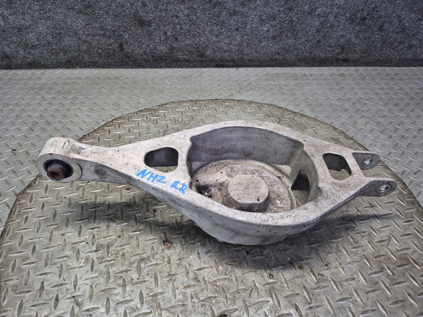 09-20 Nissan 370Z Z34 Set of 3 Rear Right Control Arm 72K Miles OEM