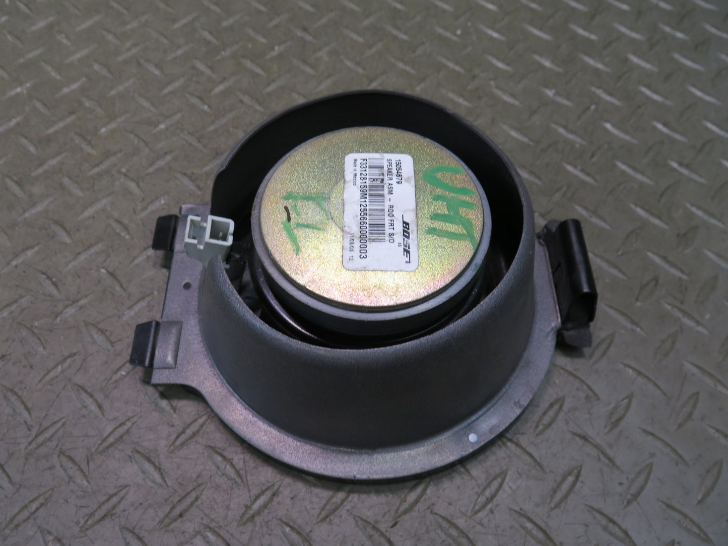 2003-2007 Hummer H2 Front Left & Right Door Bose Speaker Set of 2