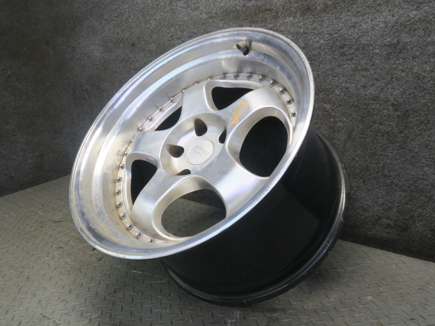Set of 4 ESR SR06 Wheel R18" Rim 18x10.5J ET15 5x114.3mm