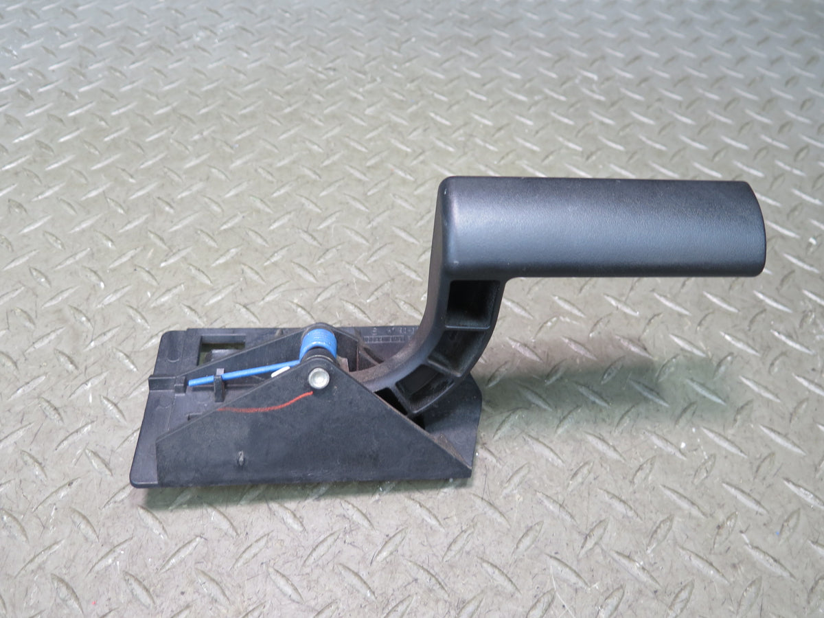 2003-2007 Hummer H2 Front Left Driver Side Door Interior Handle