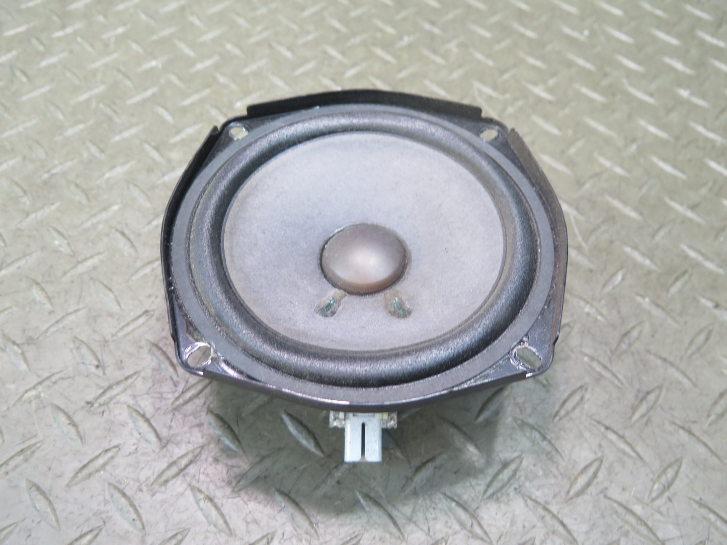 2003-2007 Hummer H2 Rear Left & Right Door Bose Speaker Set of 2