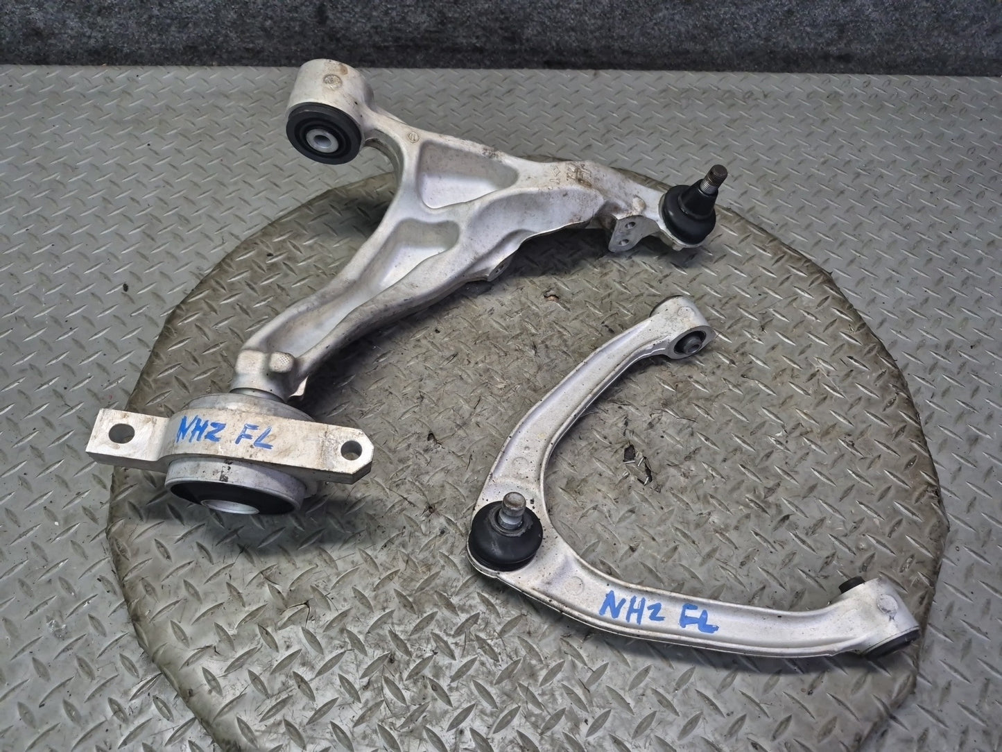 09-20 Nissan Z34 370Z Set of 2 Front Left Upper & Lower Control Arm 72K Mile OEM