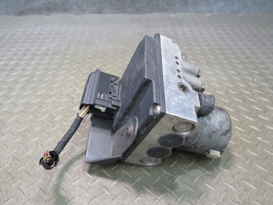 97-98 BMW E38 E39 540i 4.4L M62 ABS Hydraulic Anti Lock Brake Pump OEM