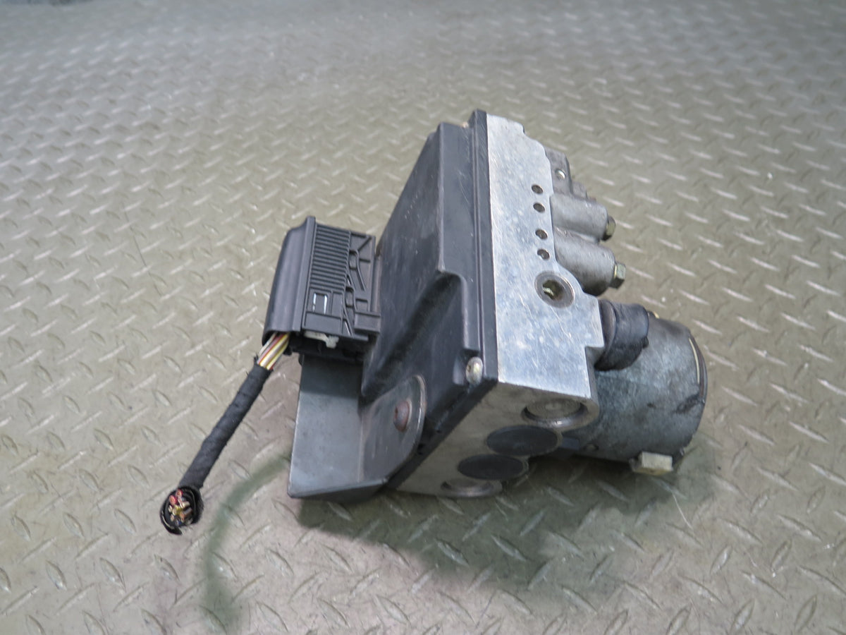 97-98 BMW E38 E39 540i 4.4L M62 ABS Hydraulic Anti Lock Brake Pump OEM