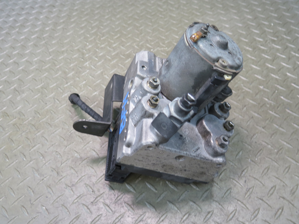 97-98 BMW E38 E39 540i 4.4L M62 ABS Hydraulic Anti Lock Brake Pump OEM