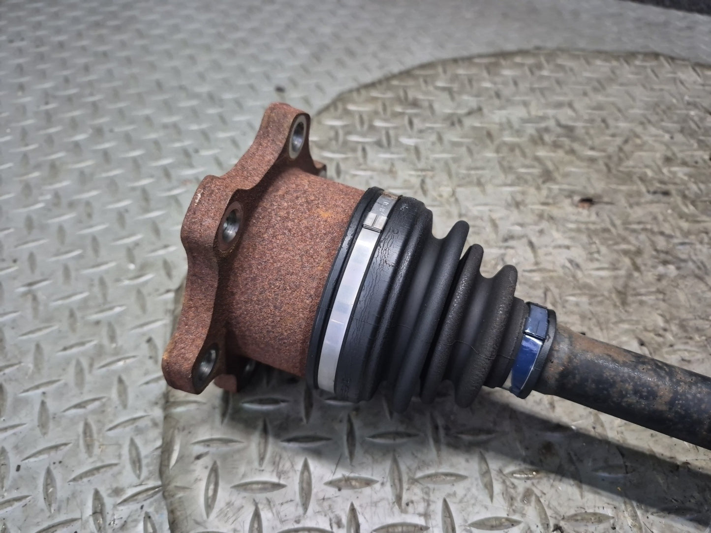 09-20 Nissan Z34370Z RWD A/T Rear Left Suspension Axle Shaft 72K Miles OEM