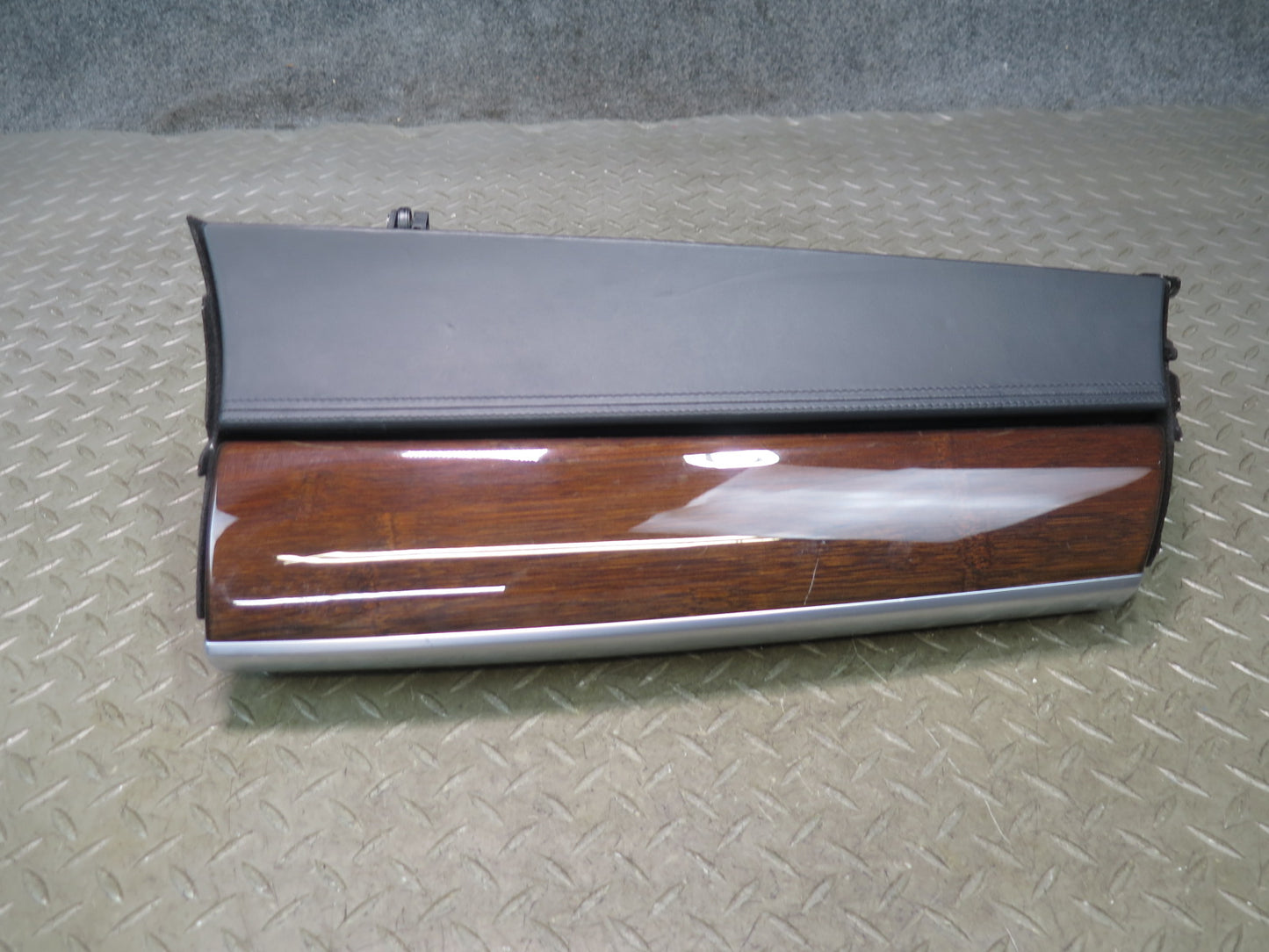 2008-2014 BMW E71 E72 X6 Dash Glove Box Compartment Storage Door Lid