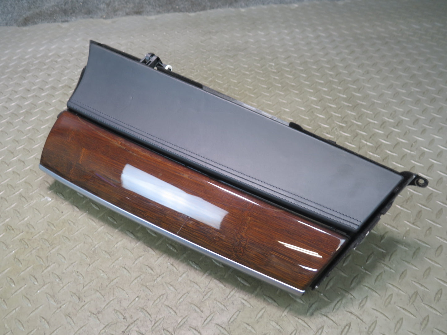 2008-2014 BMW E71 E72 X6 Dash Glove Box Compartment Storage Door Lid
