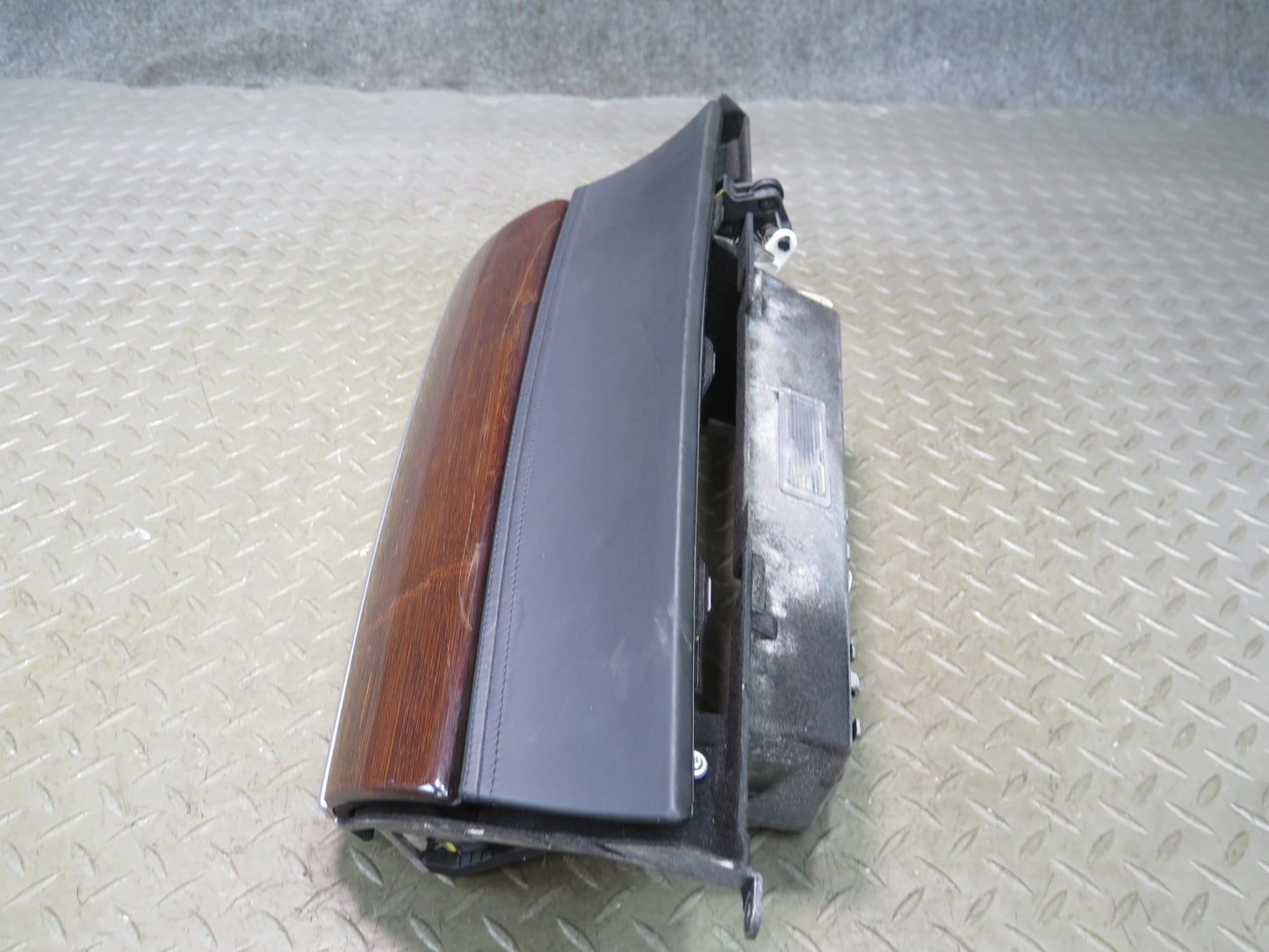 2008-2014 BMW E71 E72 X6 Dash Glove Box Compartment Storage Door Lid
