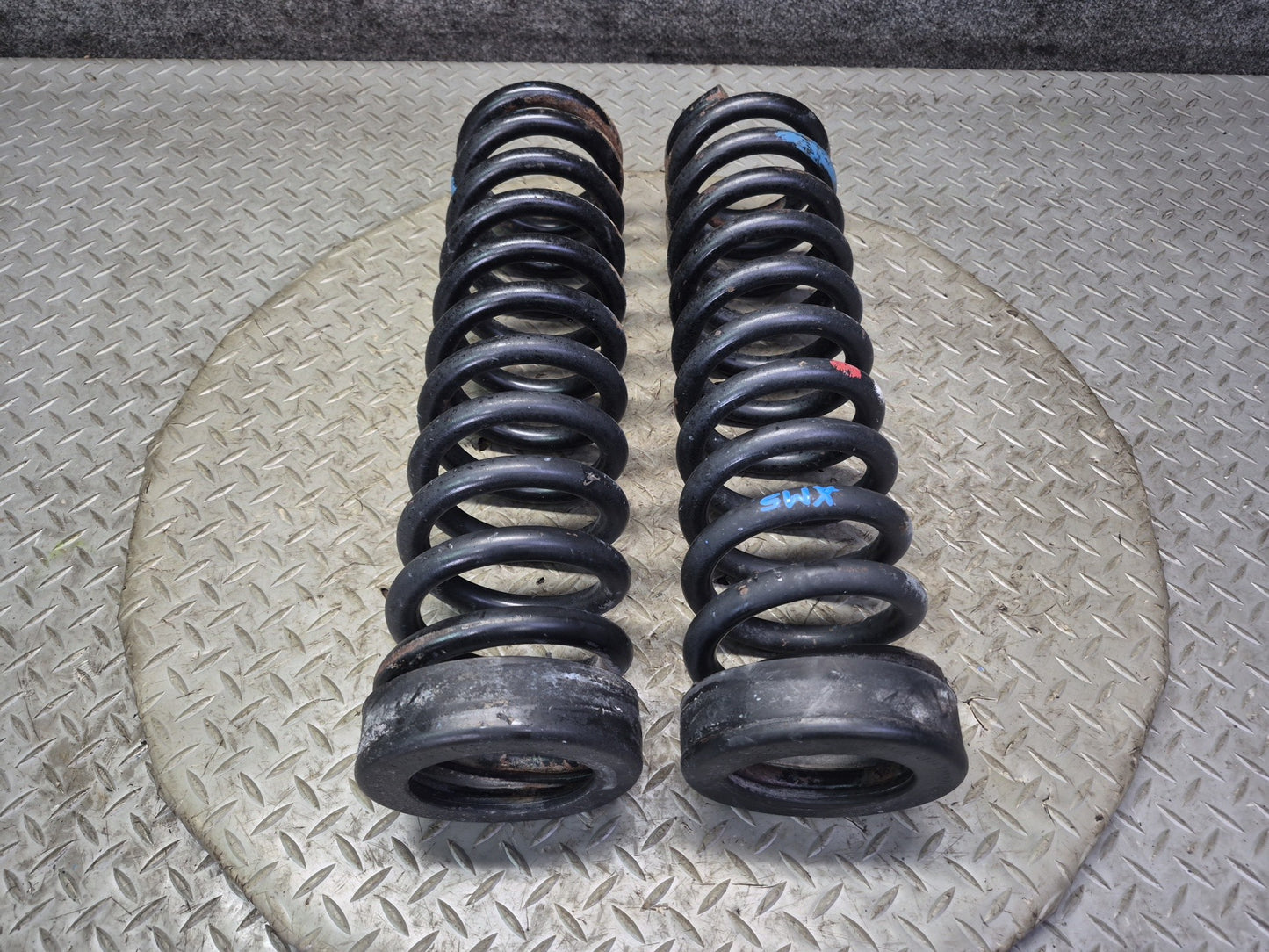 86-91 Mercedes W126 560SEL Set of 2 Rear Left & Right Coil Spring 107K OEM