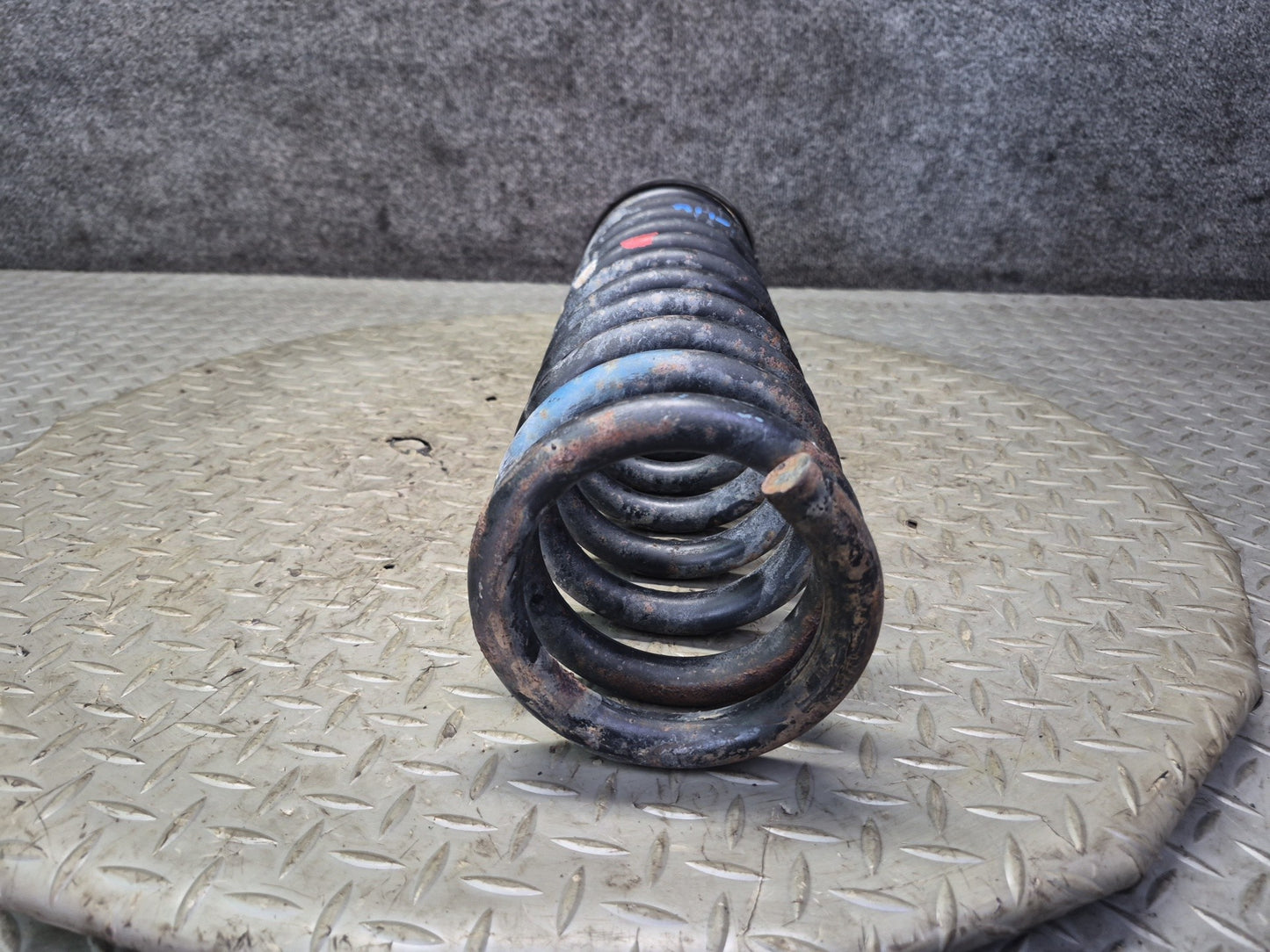 86-91 Mercedes W126 560SEL Set of 2 Rear Left & Right Coil Spring 107K OEM