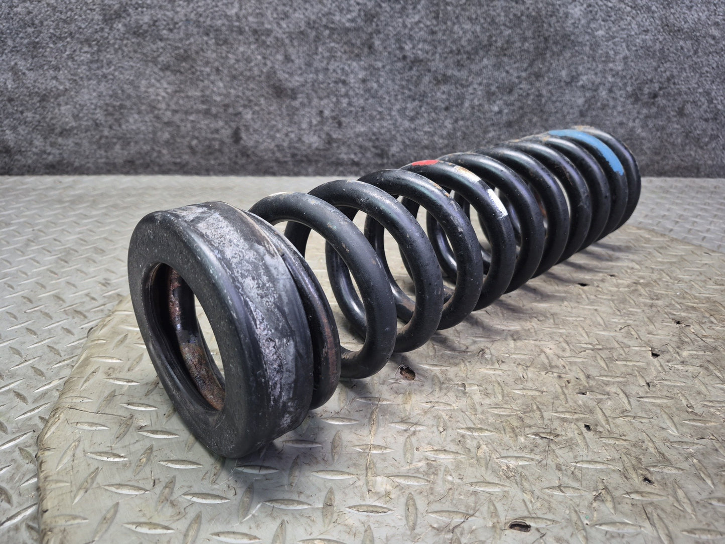 86-91 Mercedes W126 560SEL Set of 2 Rear Left & Right Coil Spring 107K OEM
