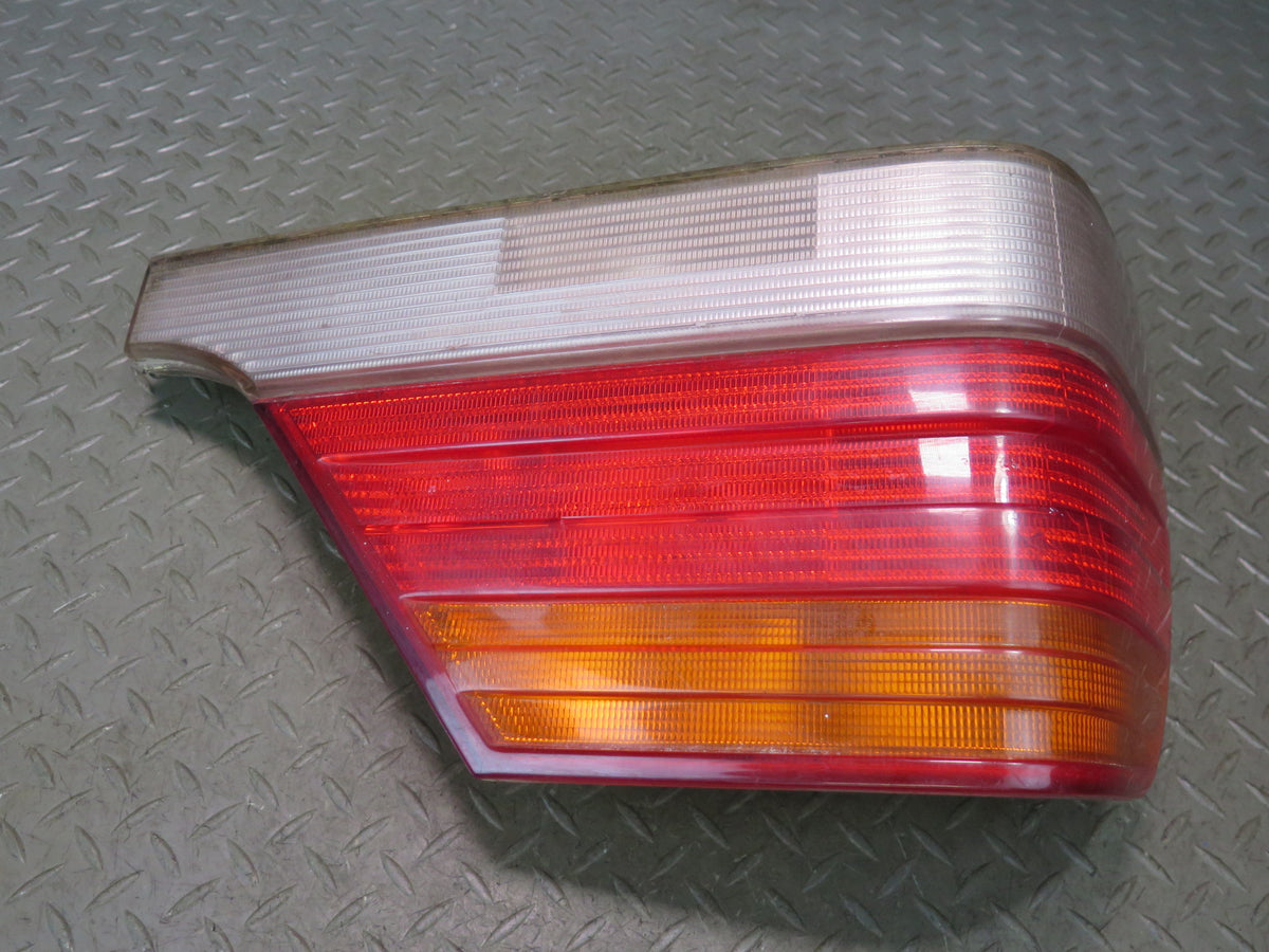 95-96 Mercedes W140 S420 S500 Sedan Rear Left Tail Light Lamp Damaged
