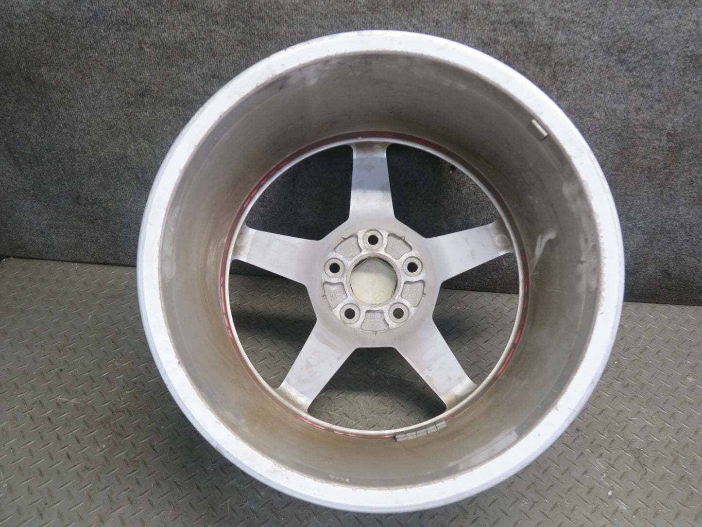 05-08 Chevrolet Corvette C6 R18" R19" Wheel Rim 19x10J ET79 18x8.5J ET56 Set