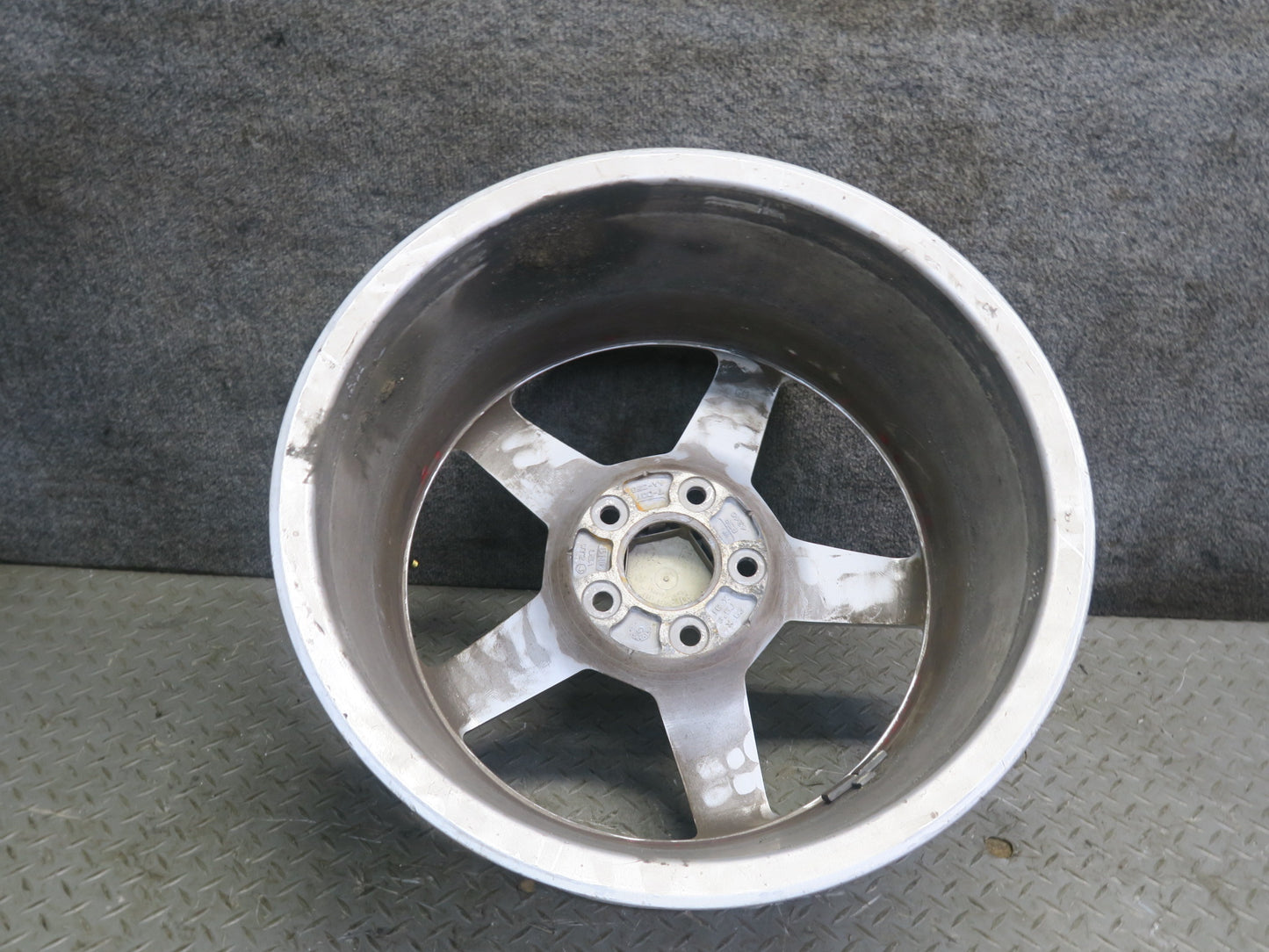 05-08 Chevrolet Corvette C6 R18" R19" Wheel Rim 19x10J ET79 18x8.5J ET56 Set