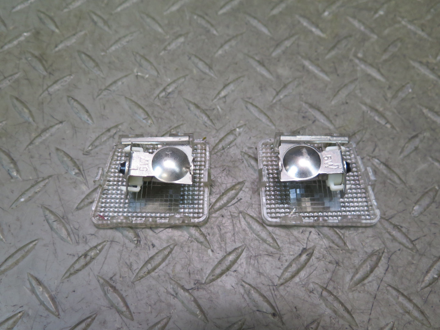 99-02 Mercedes R129 Sl-class Overhead Console Dome Light w Mirror Mount Damaged