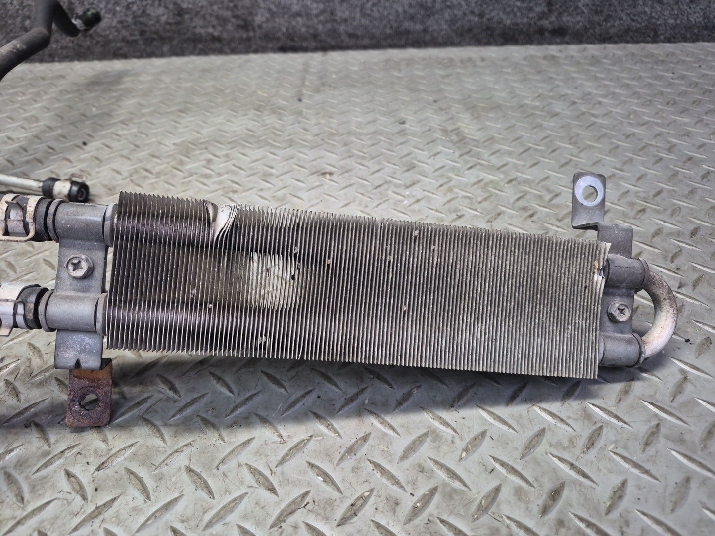 10-19 Nissan 370Z Z34 Convertible Power Steering Hose Pipe Line Oil Cooler Dmgd