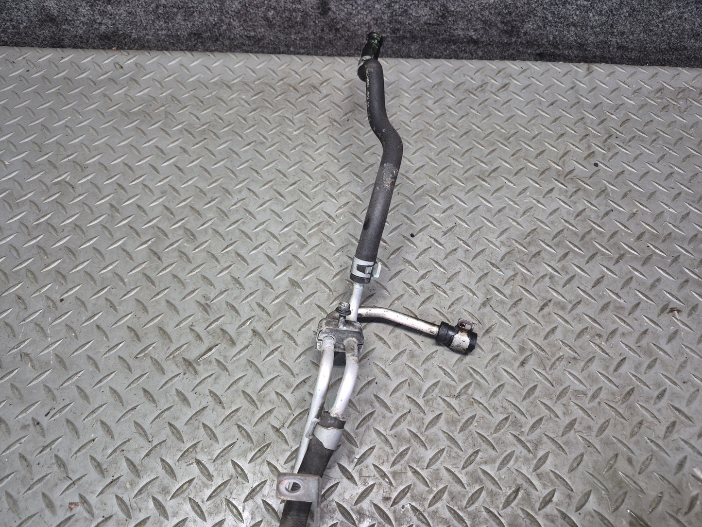 10-19 Nissan 370Z Z34 Convertible Power Steering Hose Pipe Line Oil Cooler Dmgd