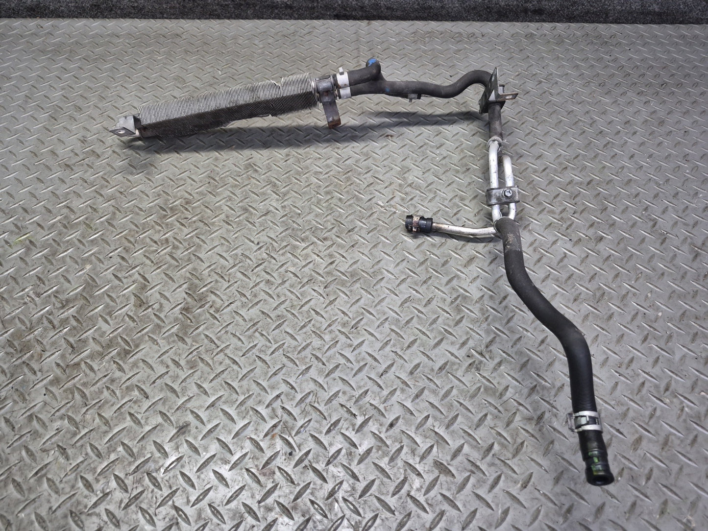 10-19 Nissan 370Z Z34 Convertible Power Steering Hose Pipe Line Oil Cooler Dmgd