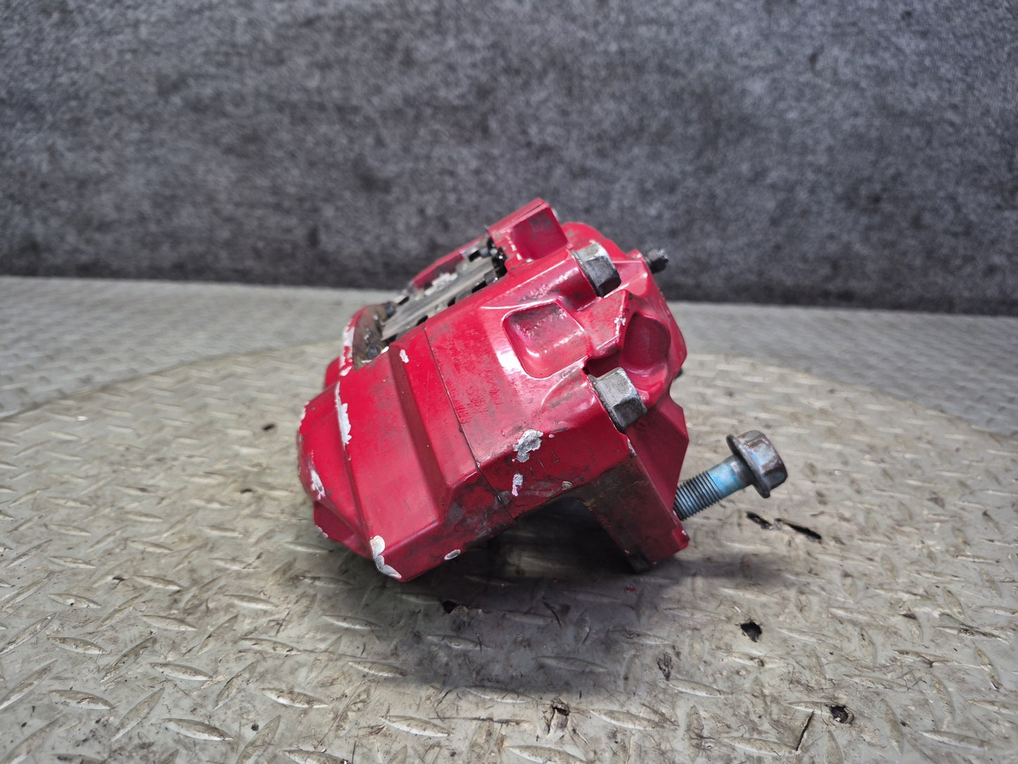 10-20 Nissan Z34 370Z Front Left & Right Sport Brake Caliper Set Akebono 72K OEM