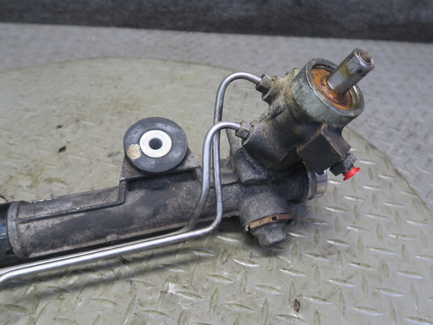 89-96 Chevrolet Corvette C4 Power Steering Gear Rack & Pinion 26008290 OEM
