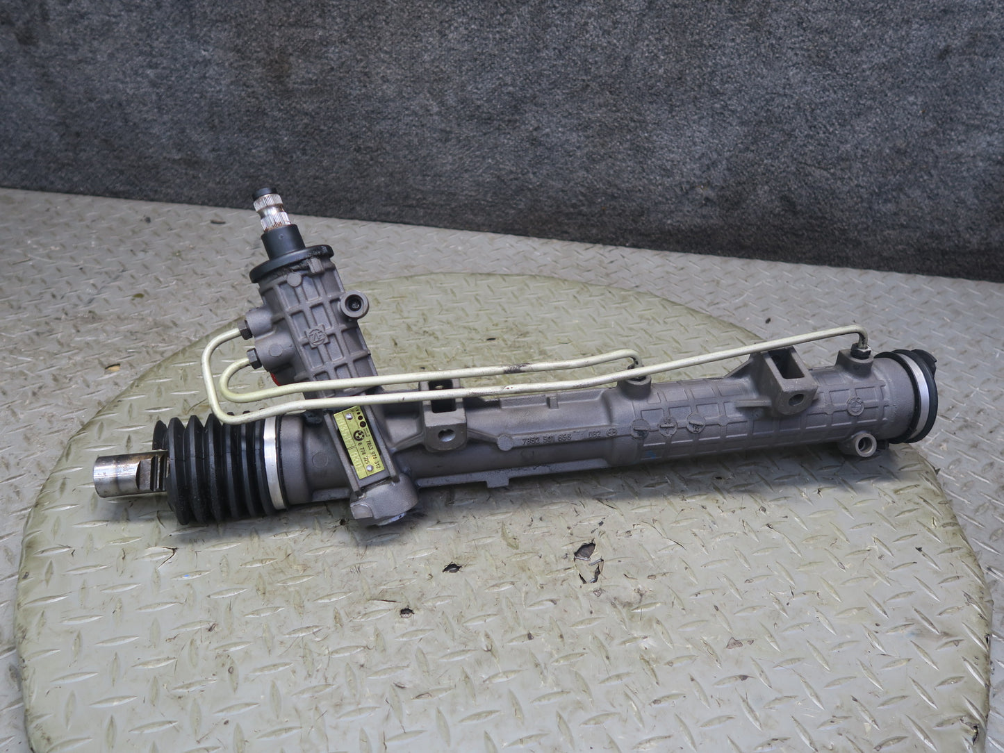 02-06 BMW E46 330Ci Power Steering Rack & Pinion Yellow TAG 6774325 OEM