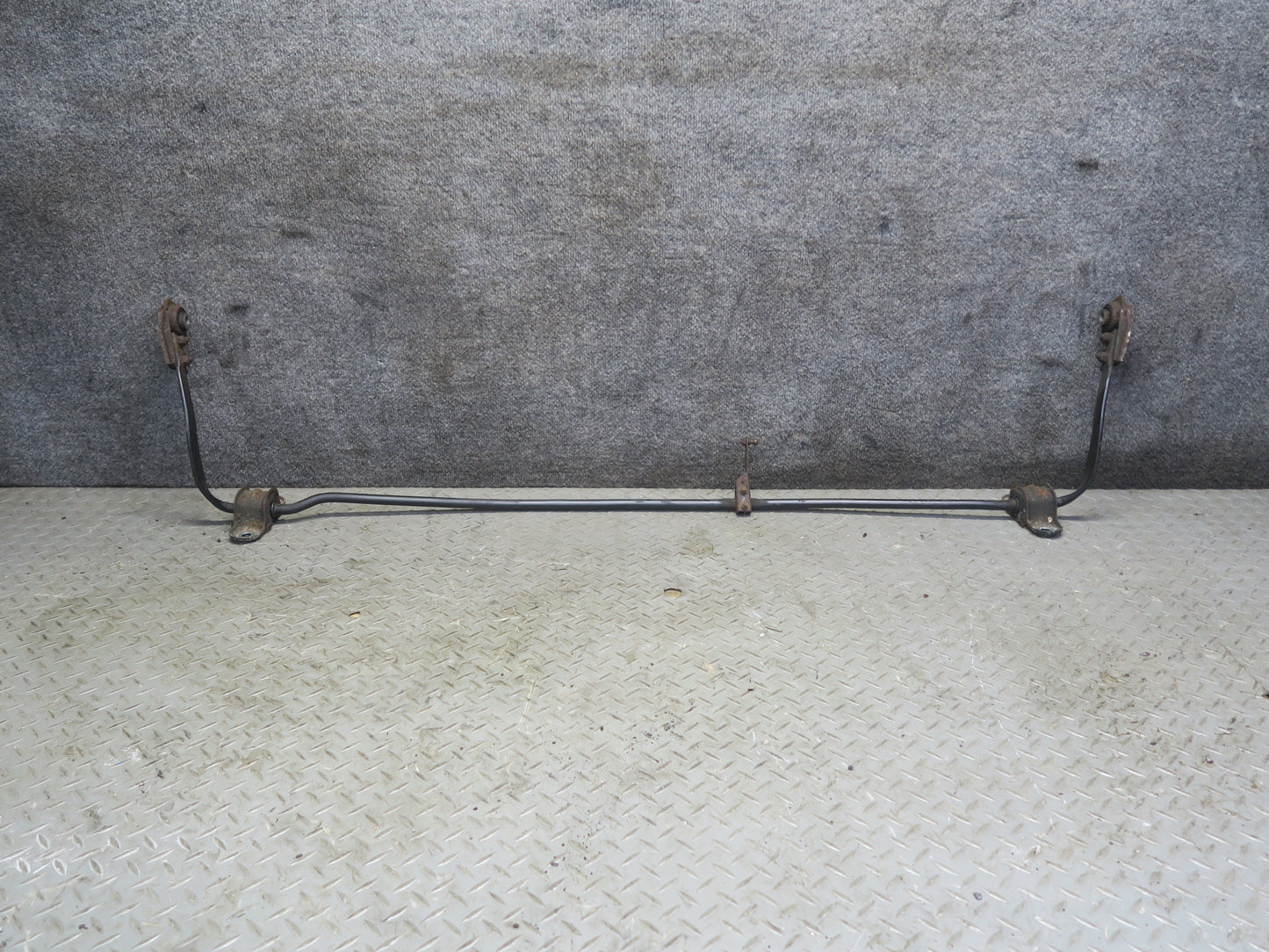 86-87 Mercedes W126 560SEL Sedan Rear Stabilizer Sway Bar 107K Miles OEM