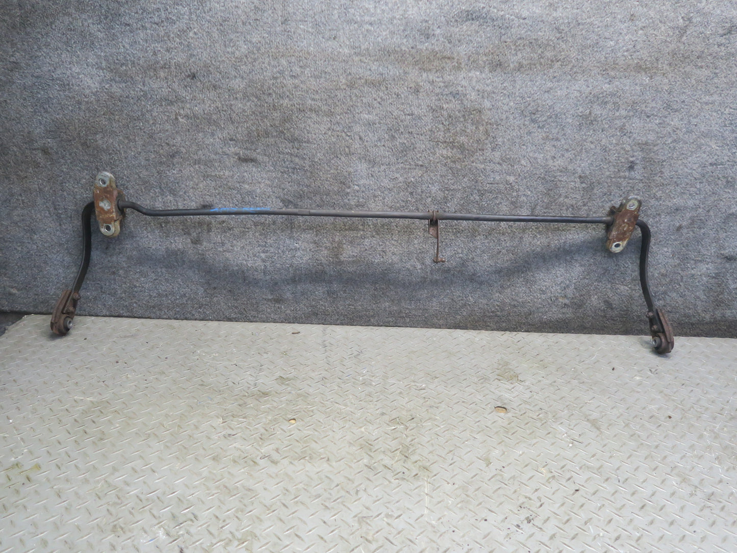 86-87 Mercedes W126 560SEL Sedan Rear Stabilizer Sway Bar 107K Miles OEM