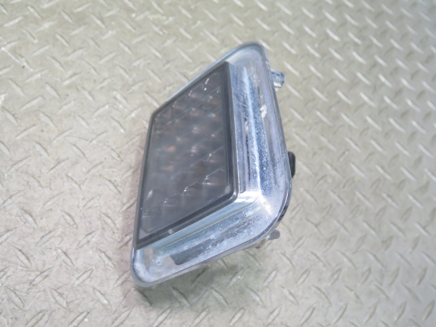 03-09 Hummer H2 Front Left & Right Side Turn Signal Light Lamp Set Aftermarket
