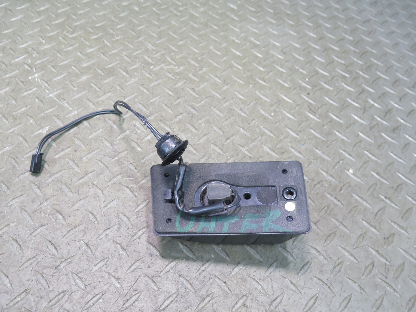 2003-2009 Hummer H2 Front Roof Clearance Marker Light Lamp Set of 2