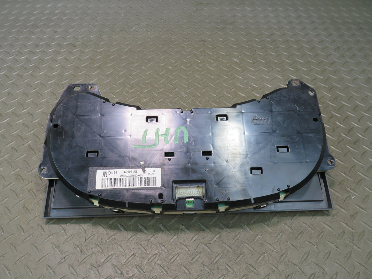 2004 Hummer H2 Dash Instrument Cluster Gauge Speedometer 15114639