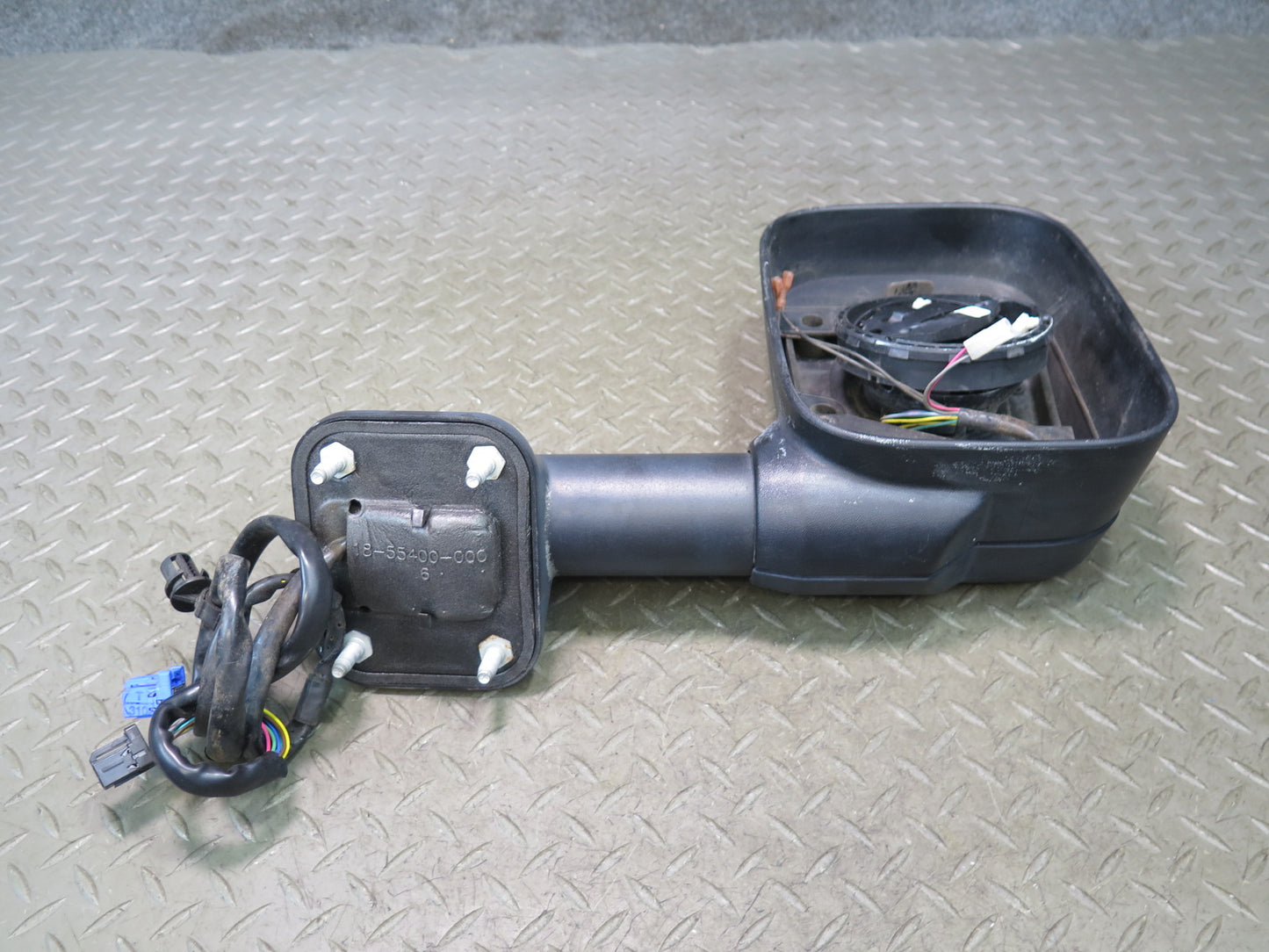 2003-2005 Hummer H2 Left Door Exterior Heated Side View Mirror Without Glass
