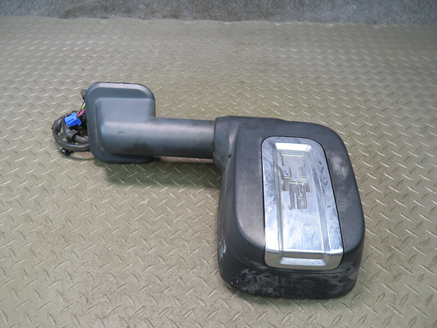2003-2005 Hummer H2 Left Door Exterior Heated Side View Mirror Without Glass