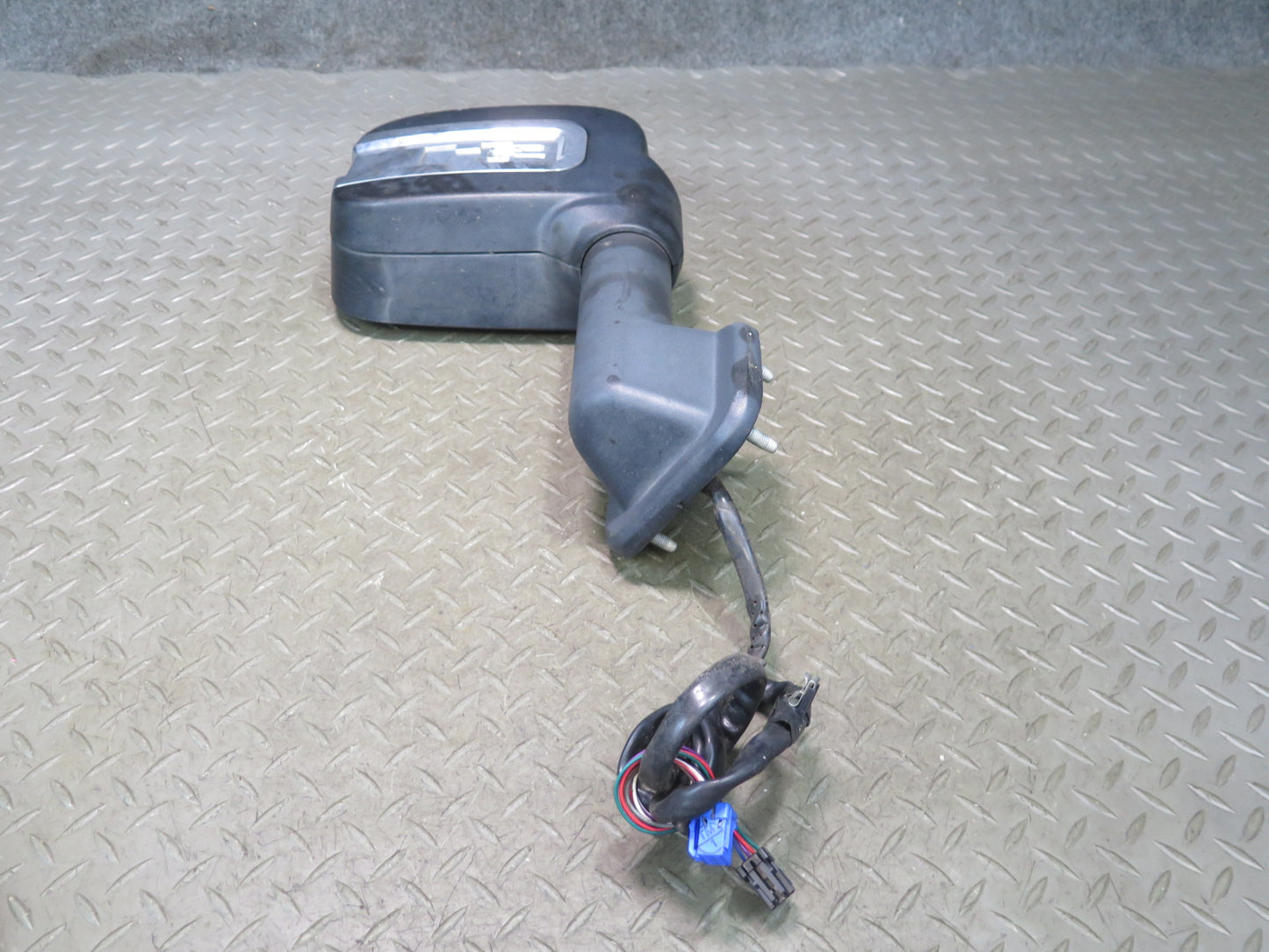 2003-2005 Hummer H2 Right rdoor Exterior Heated Side View Mirror