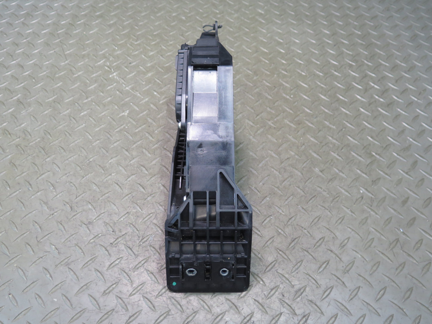 09-20 Nissan Z34 370Z Gas Acceleration Pedal 18002-1NC0C OEM