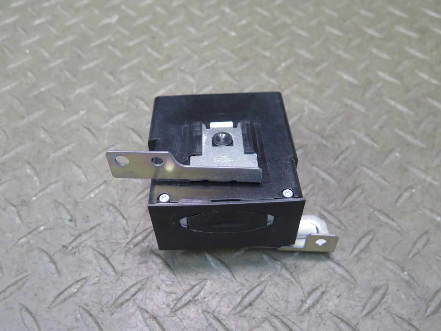 09-20 Nissan Z34 370Z Theft & Locking Card Slot Control Module 285F5-1EA0A OEM