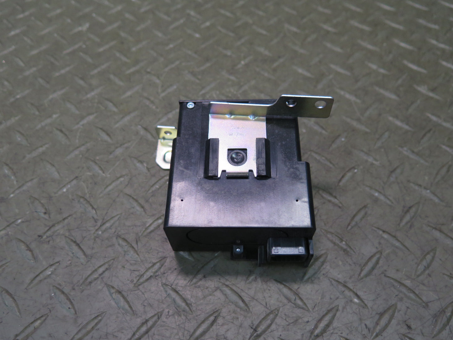 09-20 Nissan Z34 370Z Theft & Locking Card Slot Control Module 285F5-1EA0A OEM