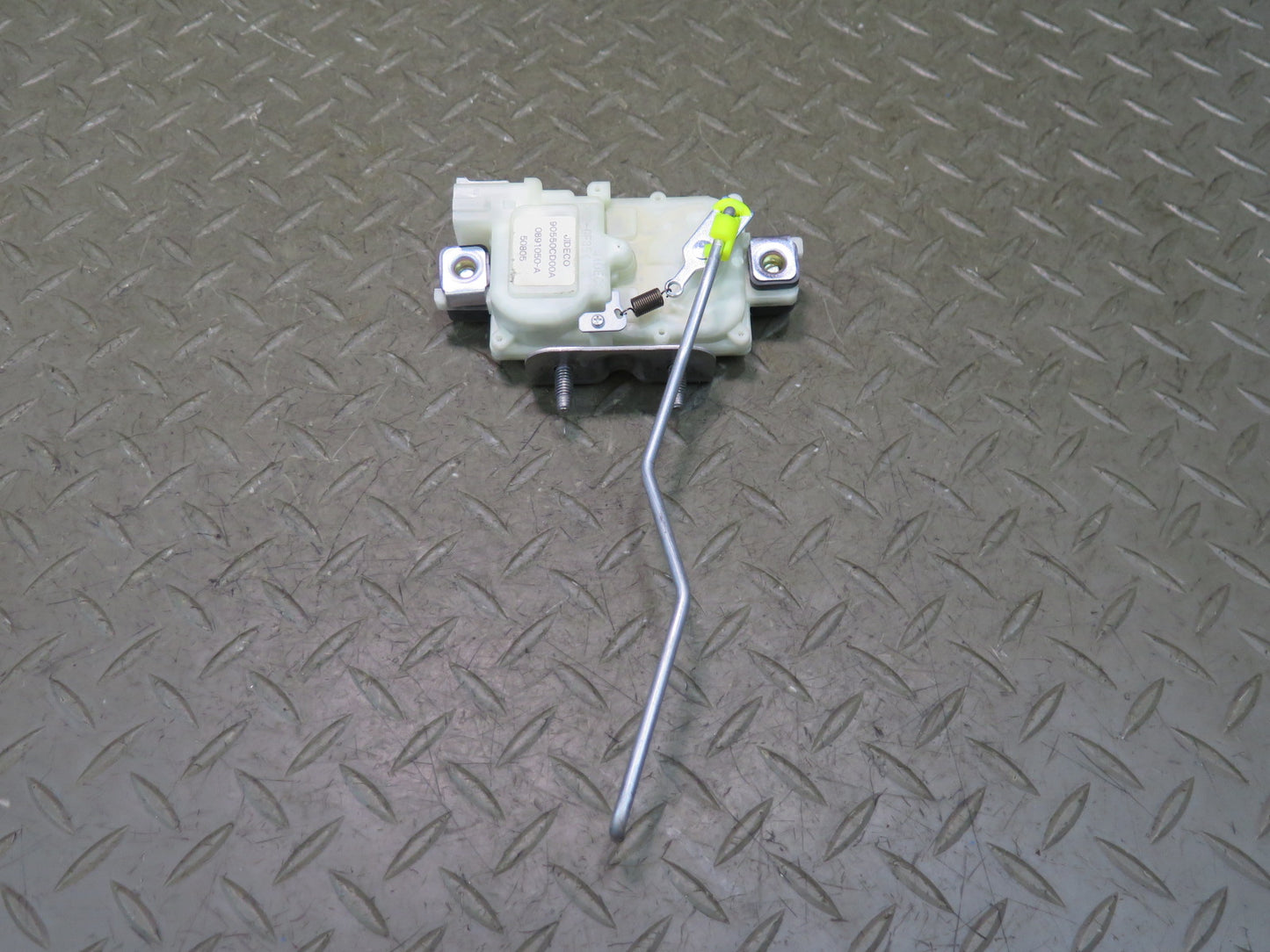 09-20 Nissan Z34 370Z Coupe Rear Trunk Lid Lock Latch Actuator OEM