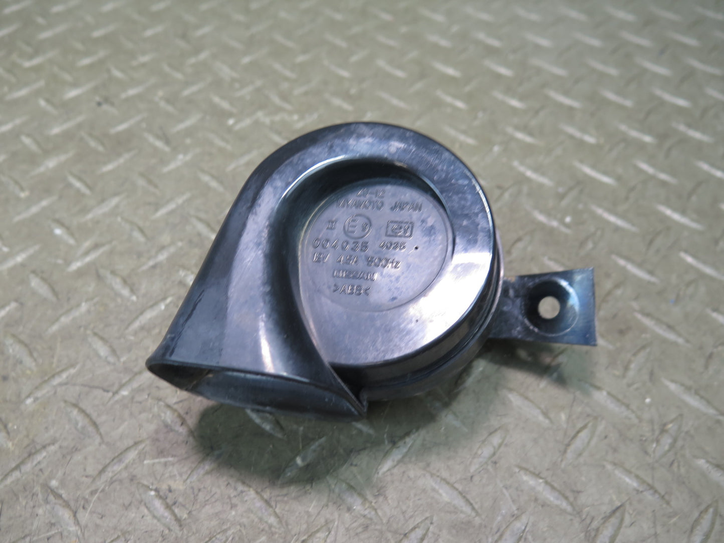 09-20 Nissan Z34 370Z Set of 2 High & Low Tone Note Pitch Horn Signal OEM