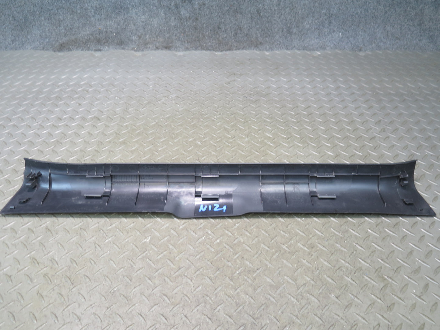 09-20 Nissan Z34 370Z Set of 2 Left & Right Door Sill Scuff Plate Trim Cover OEM