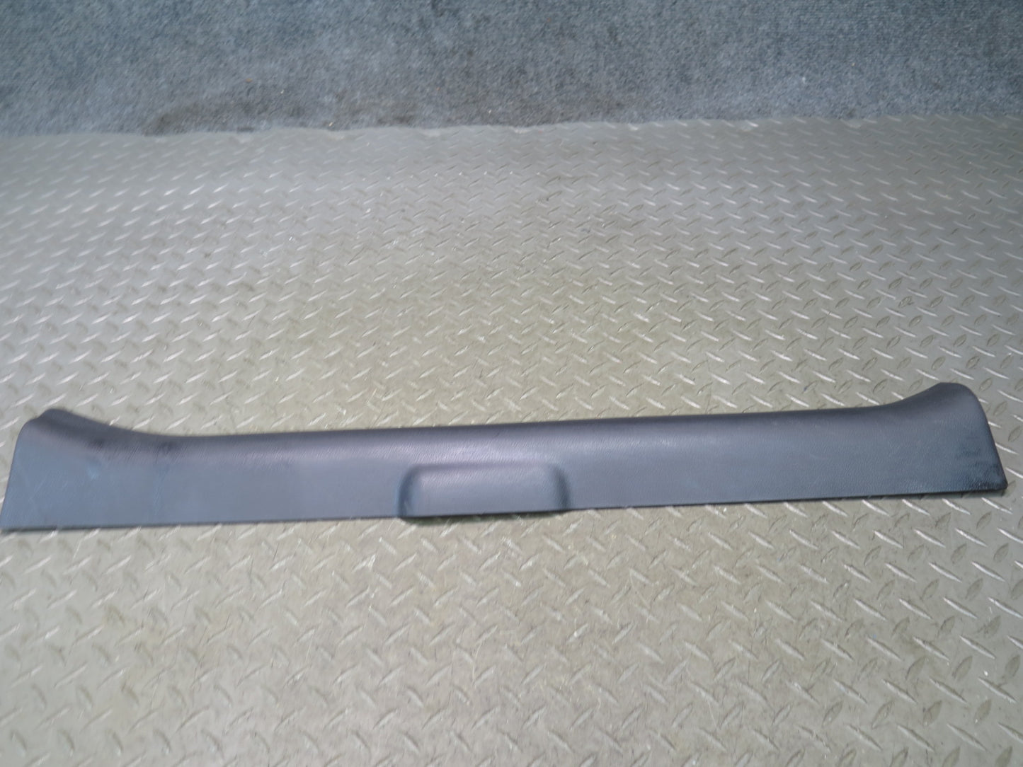 09-20 Nissan Z34 370Z Set of 2 Left & Right Door Sill Scuff Plate Trim Cover OEM