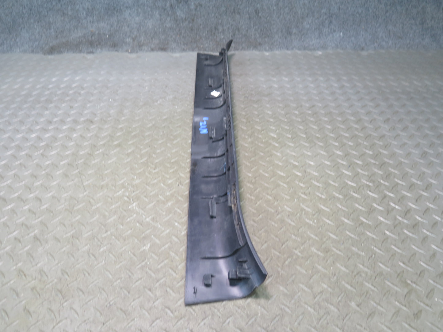 09-20 Nissan Z34 370Z Set of 2 Left & Right Door Sill Scuff Plate Trim Cover OEM