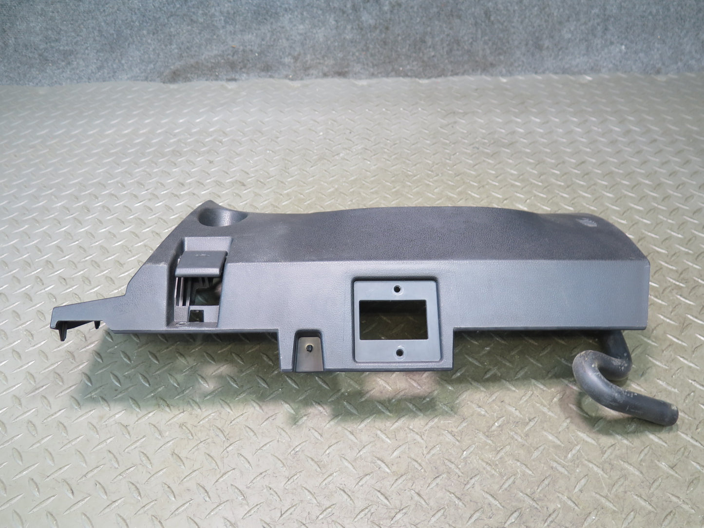 09-18 Nissan 370Z Z34 Dash Front Left Knee Trim Cover Panel 68106-1EA0A OEM