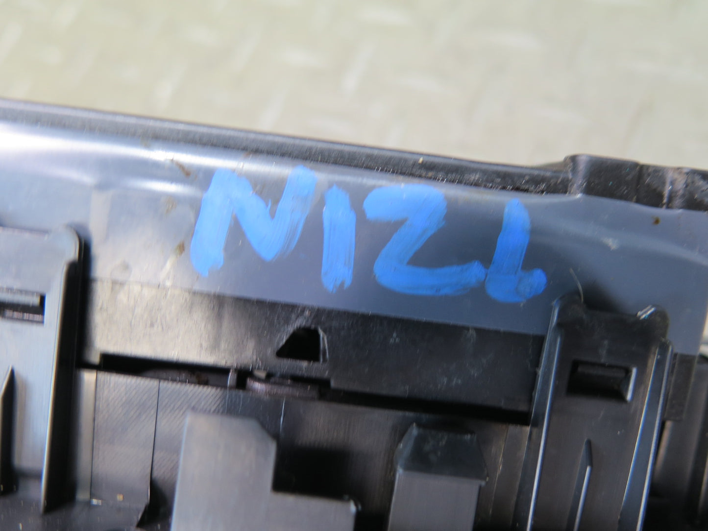 09-20 Nissan Z34 370Z Front Left Master Power Window Mirror Switch OEM