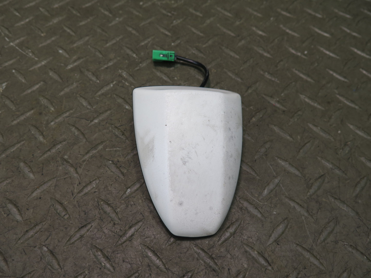 09-20 Nissan Z34 370Z Coupe Radio Roof Antenna Pearl White OEM