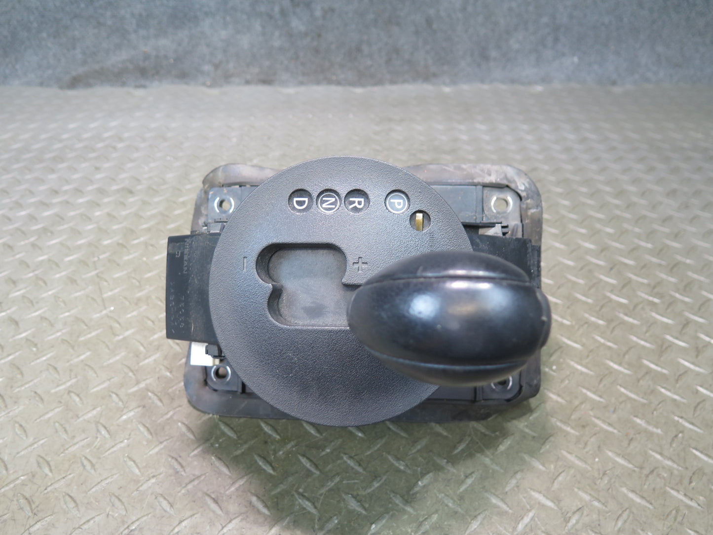 09-20 Nissan 370Z Z34 A/T Automatic Transmission Gear Shifter Assembly OEM